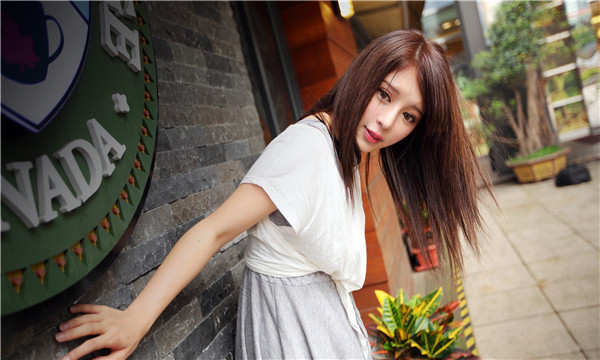 牟平想找一个女性生孩子给报酬-｛找个女人生孩子多少钱｝